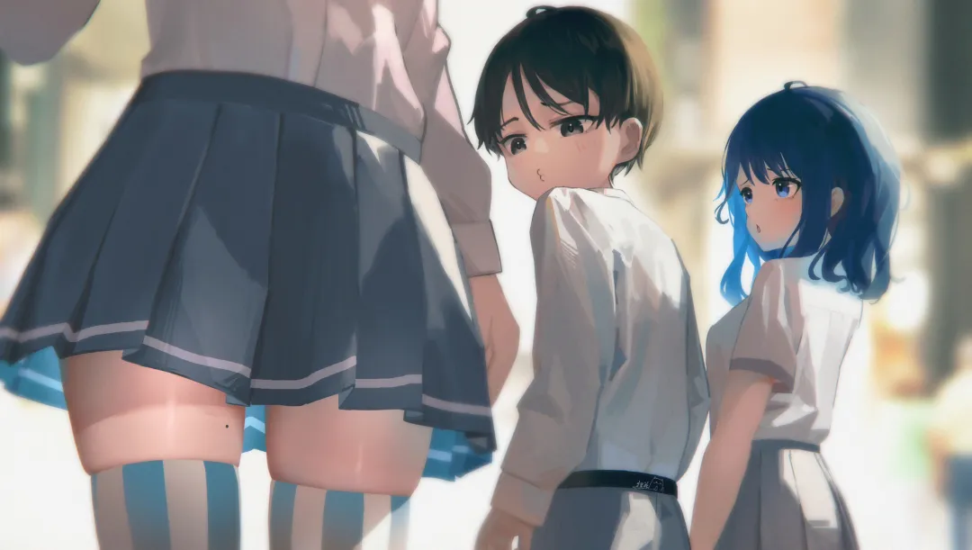 都有萌酱了，还看别的女人腿子！…