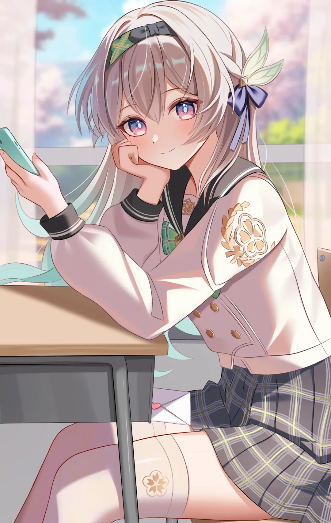 流萤：这件制服，是‘春日手信’哦。虽然以前的我……可能更适合战斗服吧？