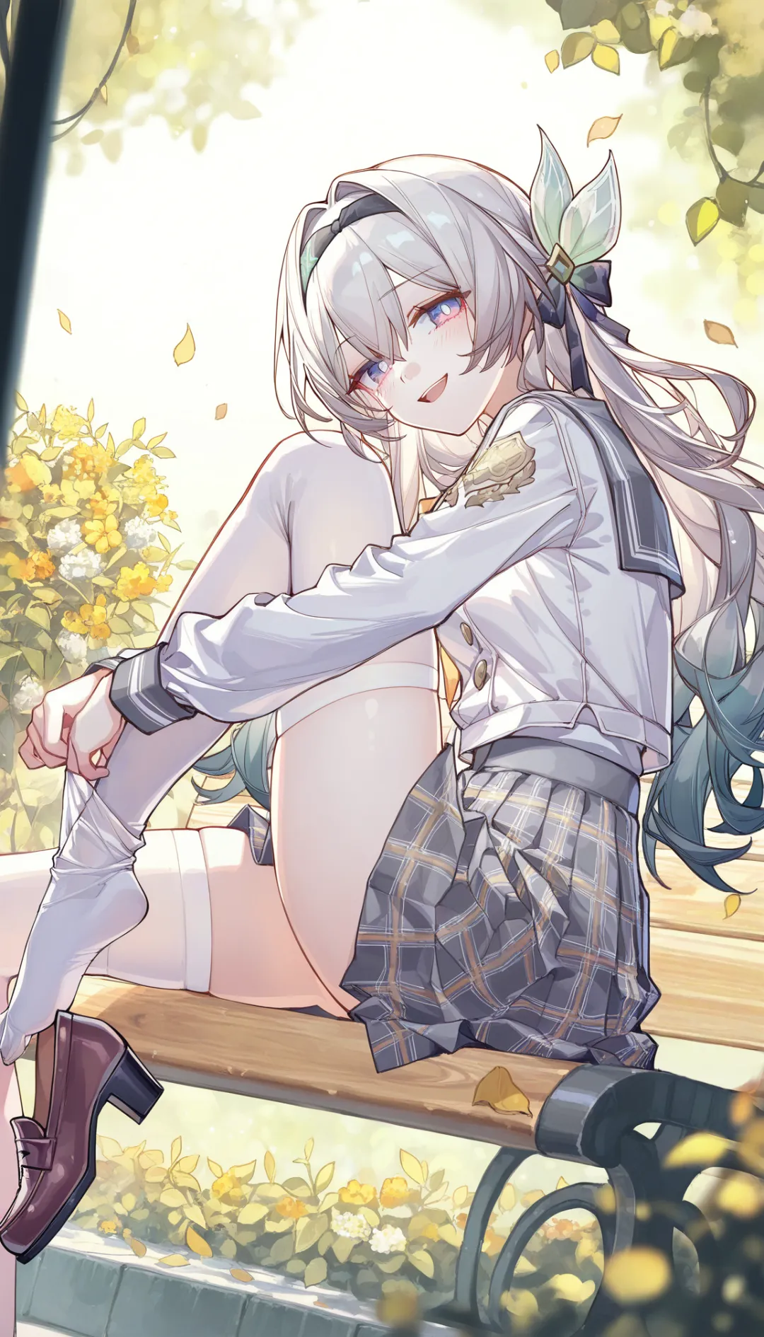 流萤：这件制服，是‘春日手信’哦。虽然以前的我……可能更适合战斗服吧？